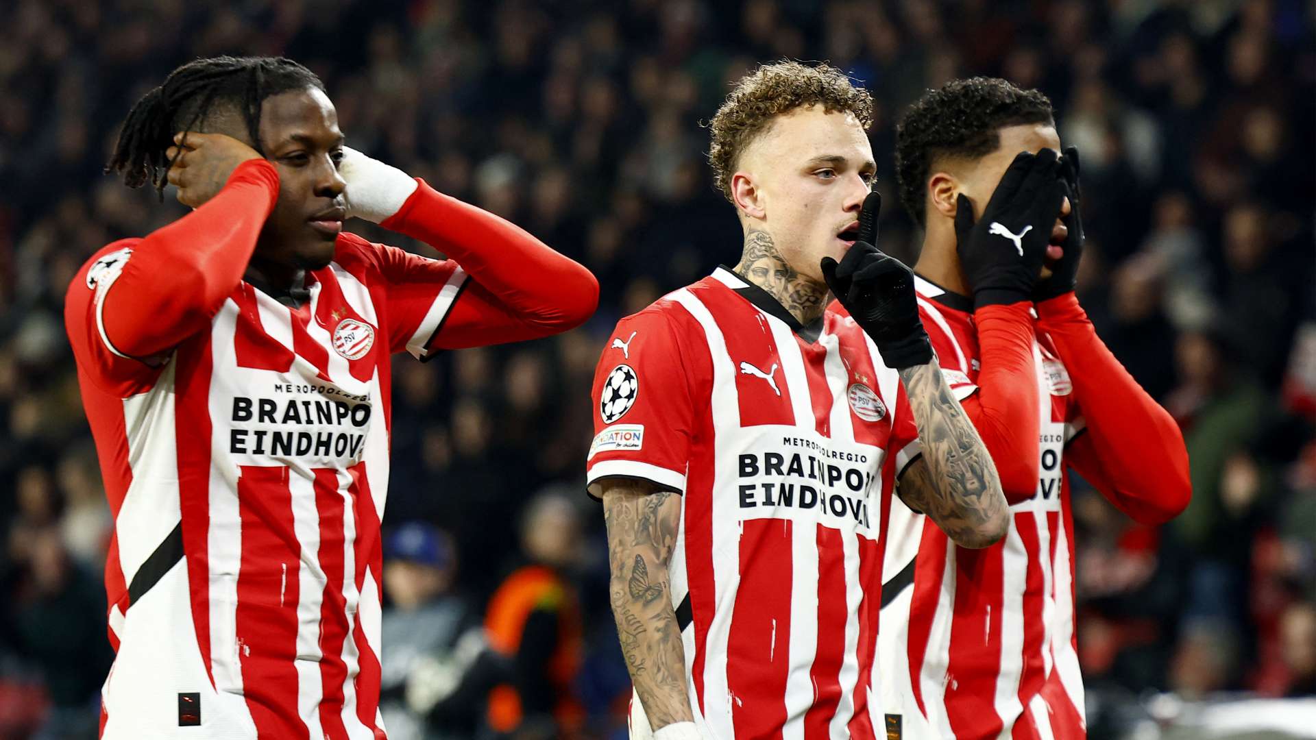 断头台下的 断头台下的